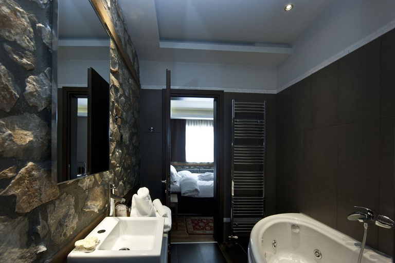 Bathroom, Miramonte Chalet Hotel Spa, Central Macedonia