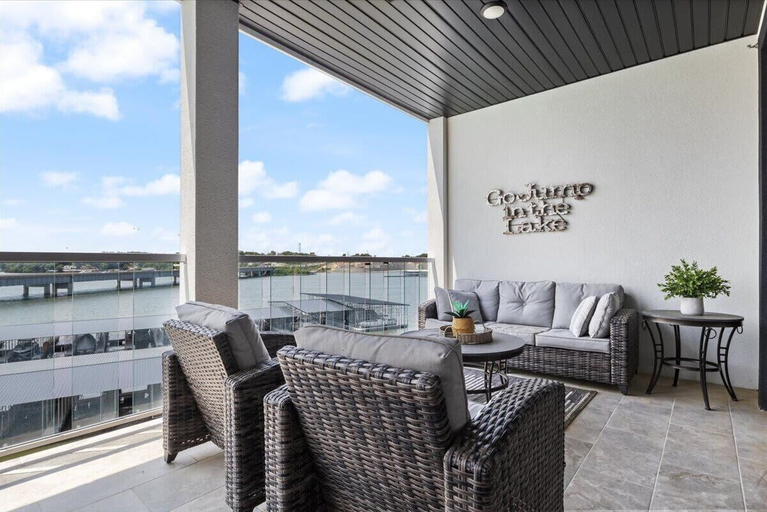 View from room 5, Waterview Retreat in Osage Beach With Public Dock and Community Pool, Camden