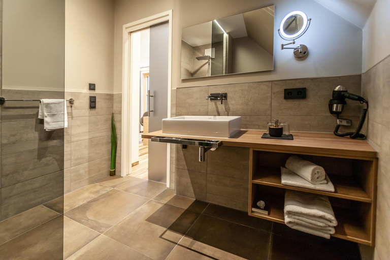 Bathroom 5, Hotelmyhome, Ortenaukreis