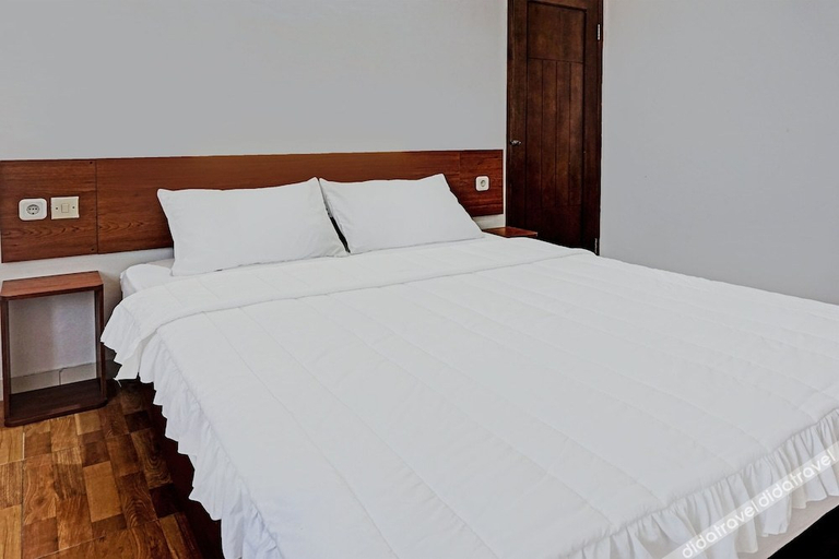 Bedroom 3, Capital O 92228 Cozy Bromo Homestay, Malang