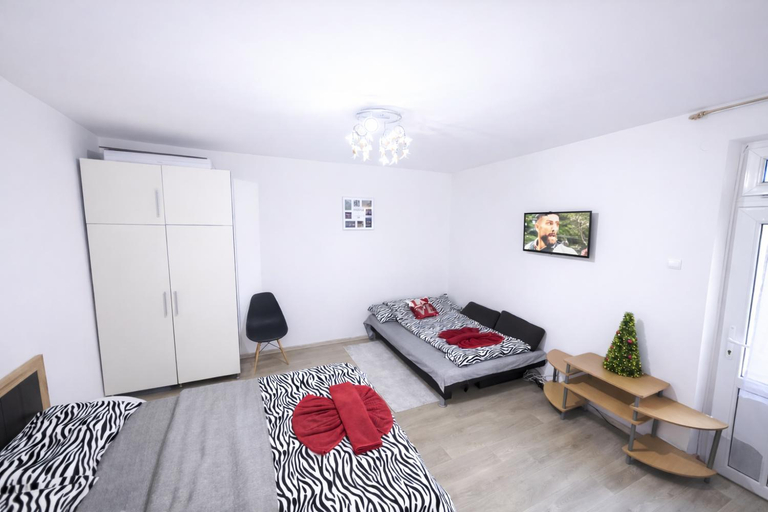 Others 5, Holiday Cazare Brasov, Brasov