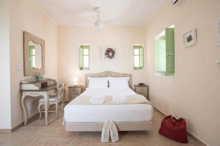 Room 4, Alkyon Seaside Studios, Peloponnese