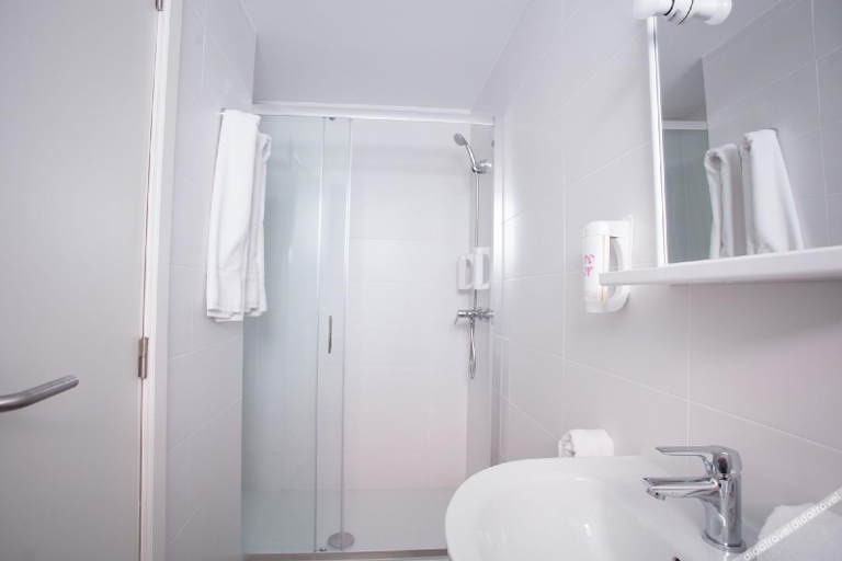 Bathroom, Tent Mojito Suites, Baleares