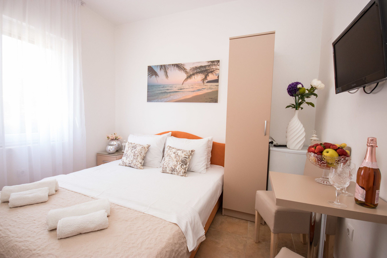 Room 3, Villa Kovacevic