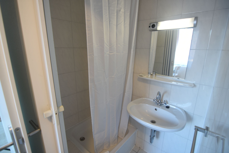 Bathroom, Hotel Ena, Region Hannover