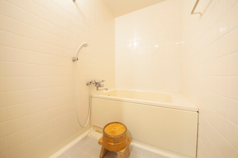 Bathroom 4, Nishiizu Koyoi Onsen, Numazu