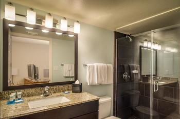 Others 5, Hyatt House Houston West Energy, Houston