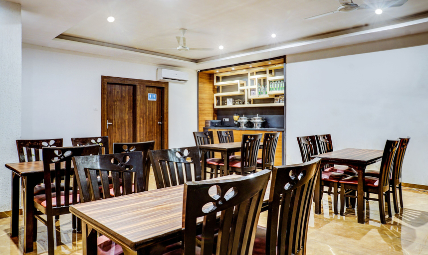 Food & Drinks 4, Treebo Seven Olives, Mumbai Suburban