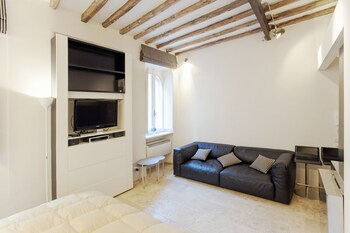Others 4, Oro - WR Apartments near Castel Sant'Angelo, Rome