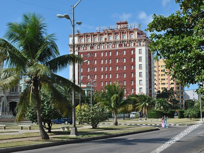 Others 3, Hotel Roc Presidente, Plaza de la Revolución