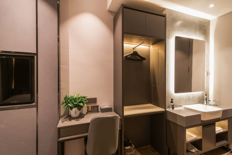 Others 3, Ike Hotel (Lanzhou Railway Station Oriental Red Square), Lanzhou