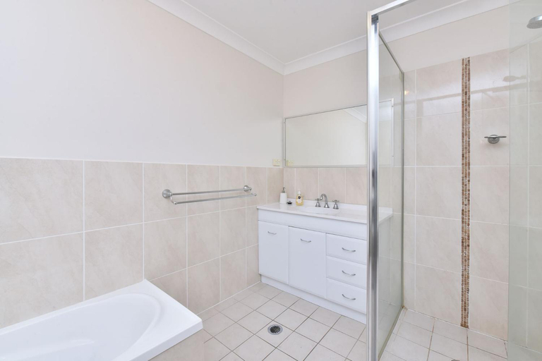 Bathroom 3, Government Road, Unit 5/26, Port Stephens