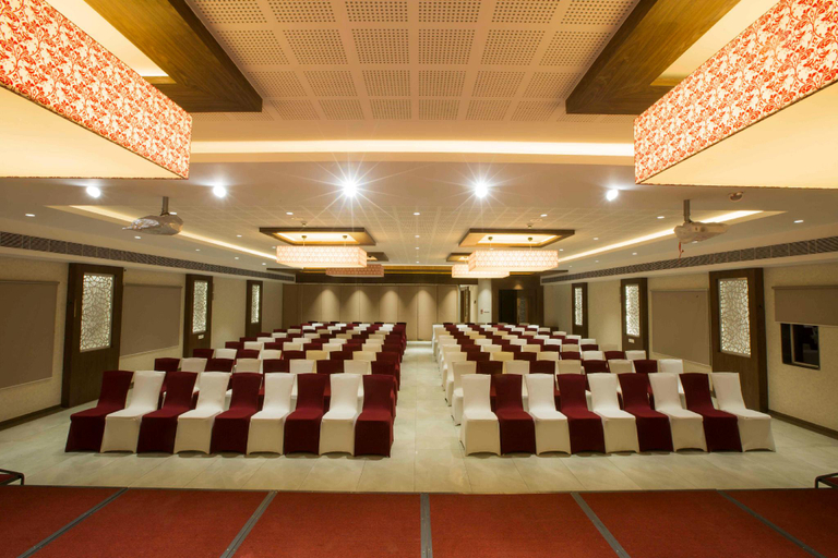 Business Facilities, Saradha Grande, Pudukkottai