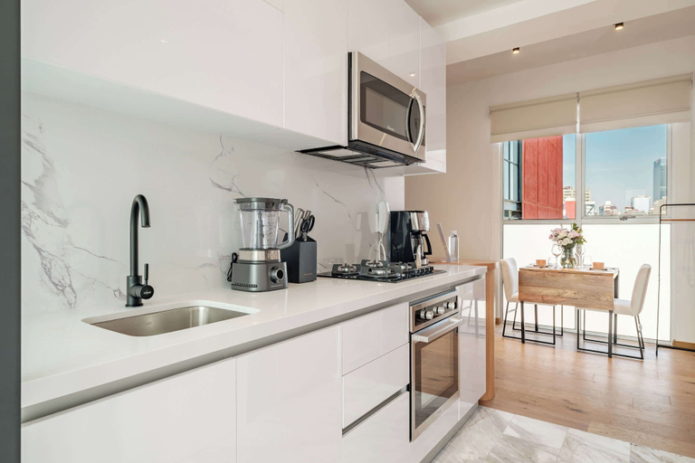 Private kitchen 5, New 1BR Condo in Front of Cibeles - Roma - Condesa, Mexico City