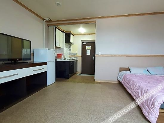 Others 2, Daecheon Resortel, Boryeong