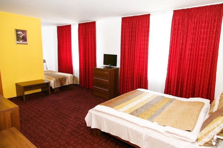 Bedroom 2, Global Boutique, Brasov
