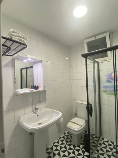 Bathroom 3, No 19 Suite Pendik Otel, Pendik