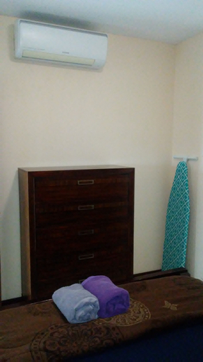 Bedroom 2, DB Towers