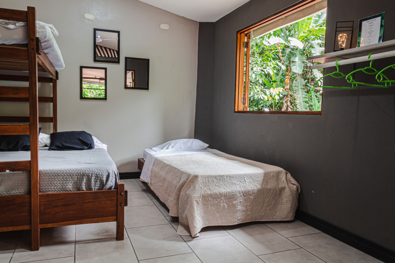 Others 2, Green Jungle House, Talamanca