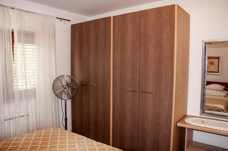 Bedroom 3, Apartmani Karla, Novi Vinodolski