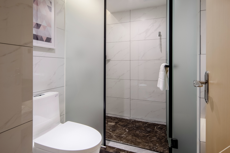 Bathroom 3, Borrman Hotel Lipu Central Plaza, Guilin
