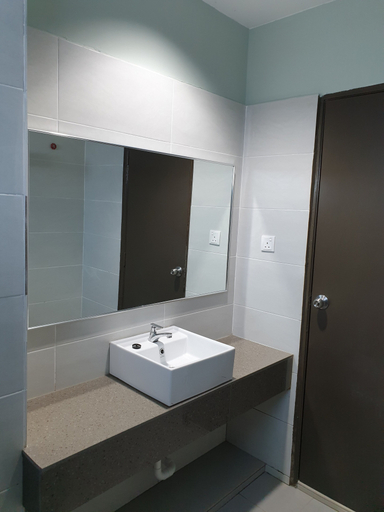 Bathroom 3, D' Qamar Guesthouse, Kuantan