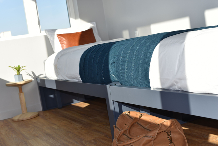Bedroom 3, Lolo Pass, Multnomah