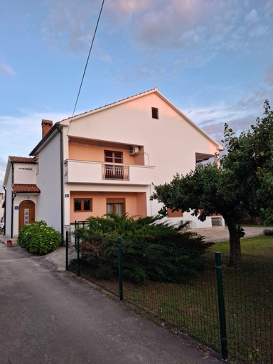 Room 5, Studio Apartment Lea, Nin