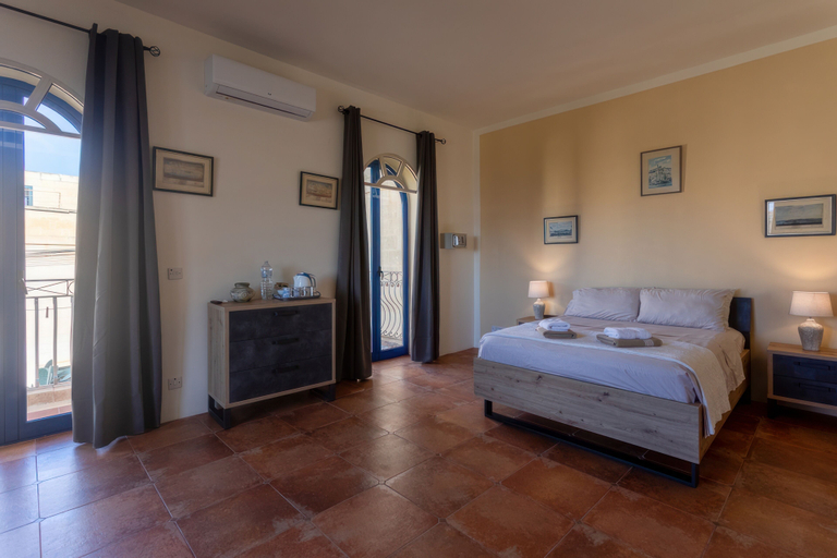 Others 2, Villa Serenity B&B