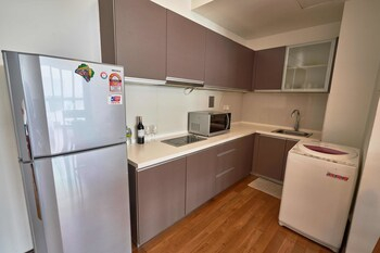 Others 5, Regalia Residence Three Bedroom with Balcony , Kuala Lumpur