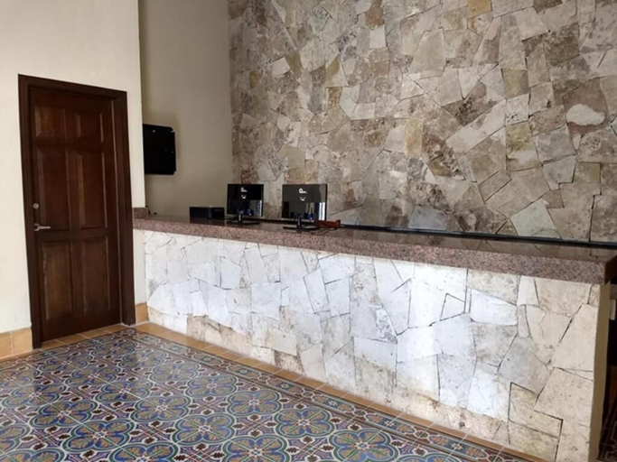 Public Area 2, Hotel Catedral Valladolid, Valladolid