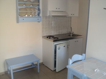 Others 5, Mandy Suites, Crete