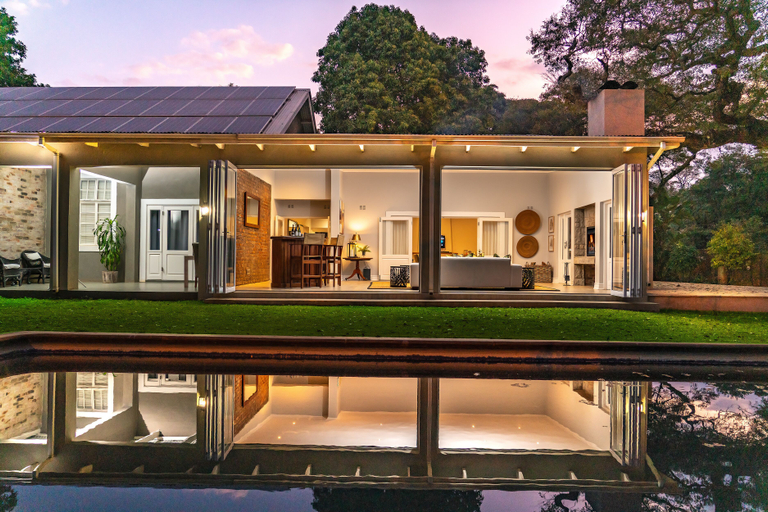 Exterior & Views 2, Grosvenor House, Harare