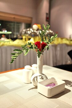 Food & Drinks 2, Coral Olaya Hotel, Riyadh
