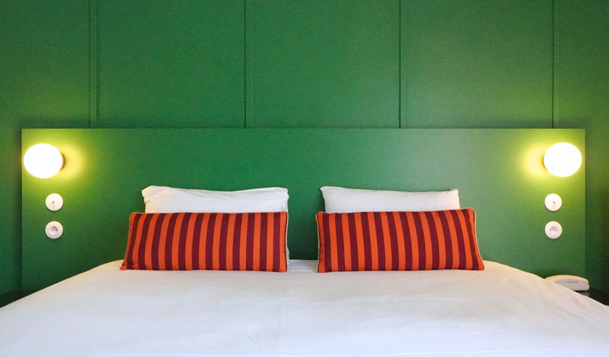 Bedroom 3, Hôtel Le Moderne, Haute-Garonne