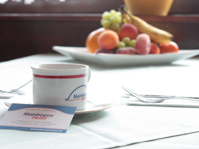 Food & Drinks 5, Mainbogen Hotel, Offenbach am Main