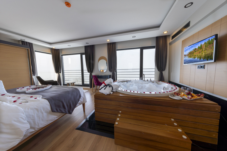 Bedroom 2, Şehrar Suit Hotel, Sürmene
