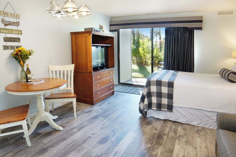 Bedroom 2, The Shores Lakeside Condo Unit 5680, Grand Traverse