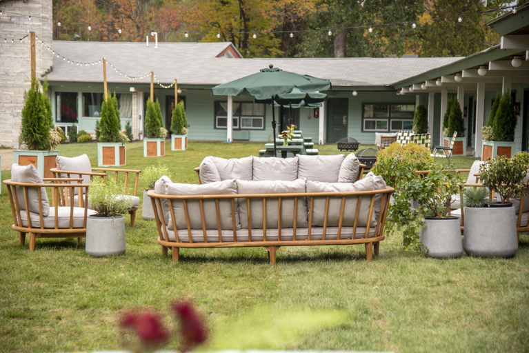 Exterior & Views, The Springs Motel, Berkshire
