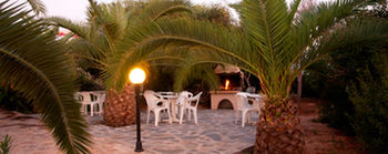 Others 2, Georgia Vicky, Crete