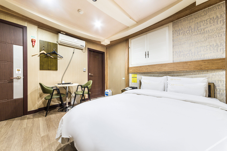 Bedroom 2, Jamsil Time, Songpa