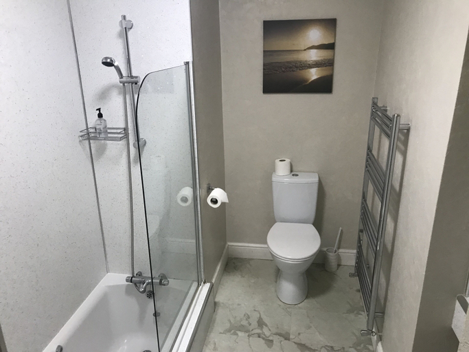 Bathroom 3, Stanley Arms Hotel, Cumbria