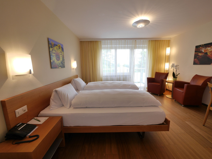 Bedroom 3, Hotel Restaurant Eichberg, Lenzburg