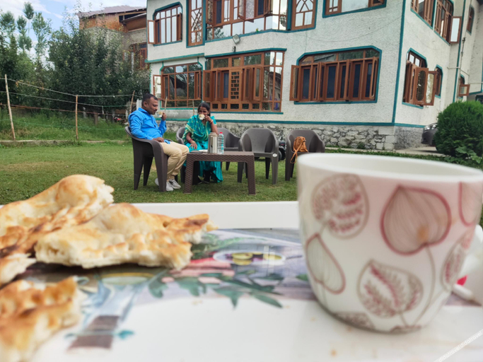 Food & Drinks 5, Gulmarg Gulsitara Resorts, Baramulla