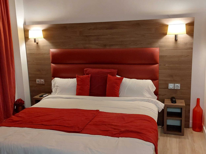 Room 4, Happy Land Holliday Residential, Seine-Saint-Denis