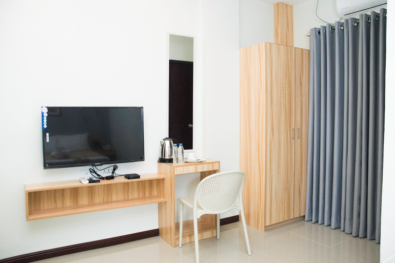 Others 5, ELTI Suites, Mabalacat