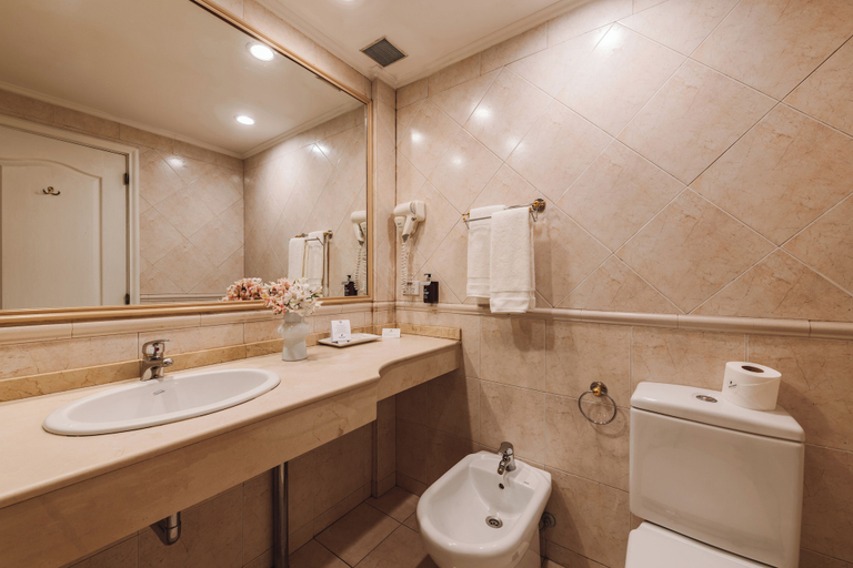 Bathroom 5, Pestana Buenos Aires Hotel, Distrito Federal