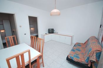 Living Area 2, Villaggio Colombo, Savona