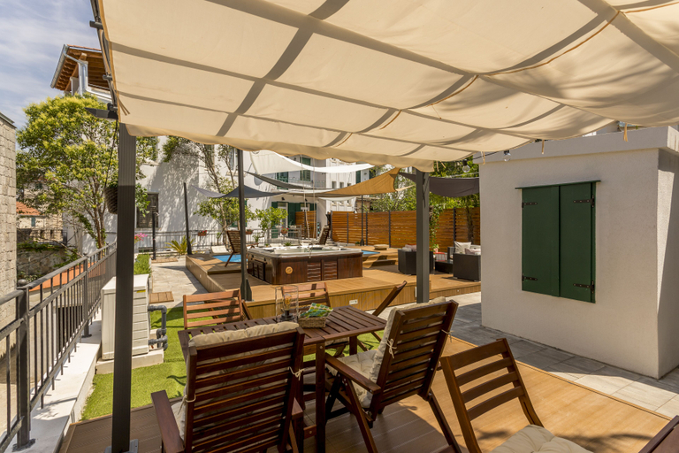 Food & Drinks 5, Evala luxury rooms with pool and garden, Split