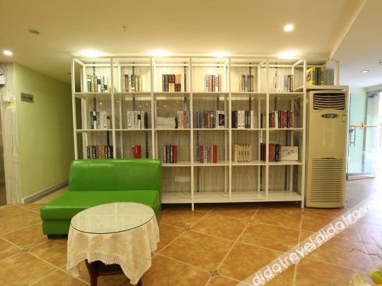 Others 4, Elan Inn Zigong Wuxing Street, Zigong